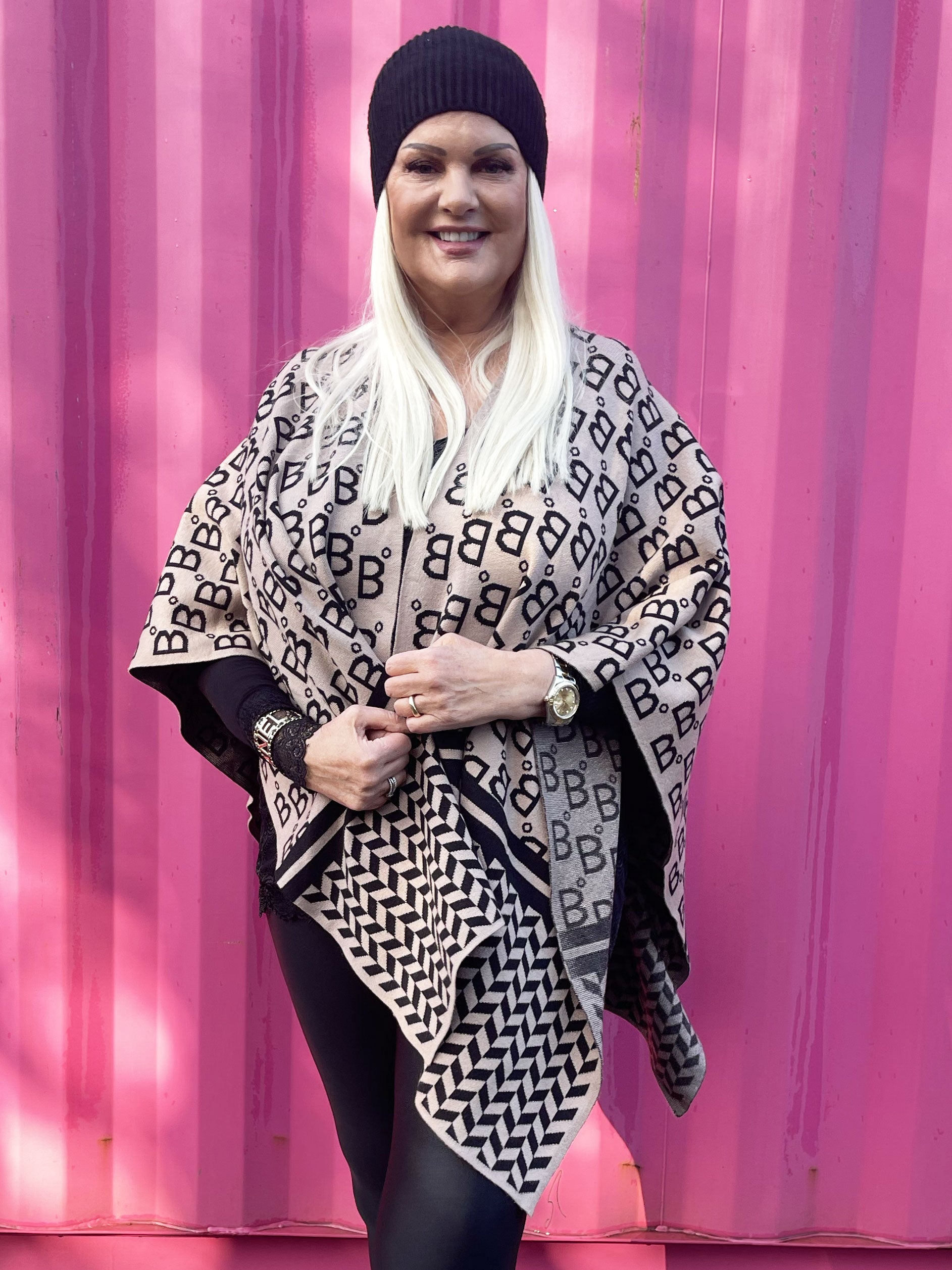 Rosalinde - Mjuk mönstrad stickad sjal