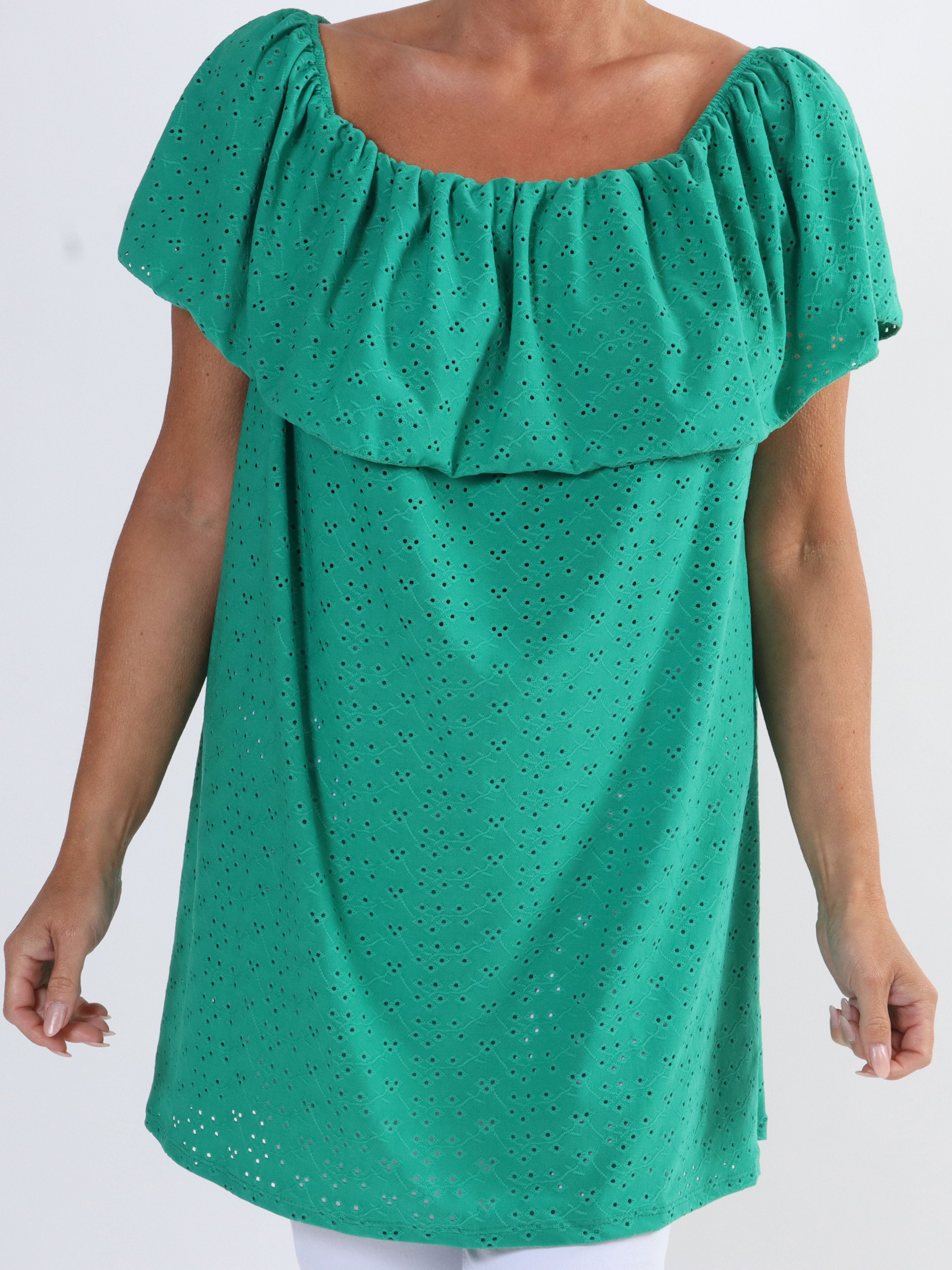 Sienna - Söt stretchig tunika i stora storlekar med broderi anglaise - White