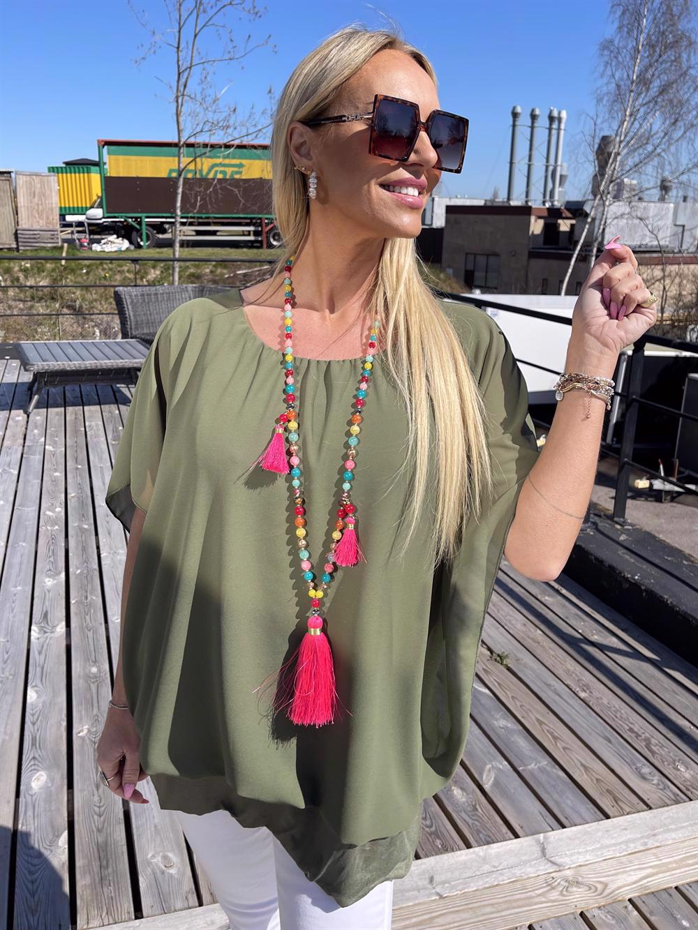 Tea - Topp med löst chiffong tyg över